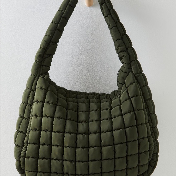QUILTED CARRYALL ARMY GREEN - Picture 4 of 4